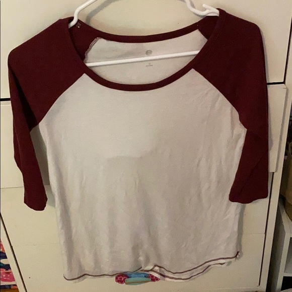 Maroon baseball tee - Picture 1 of 1